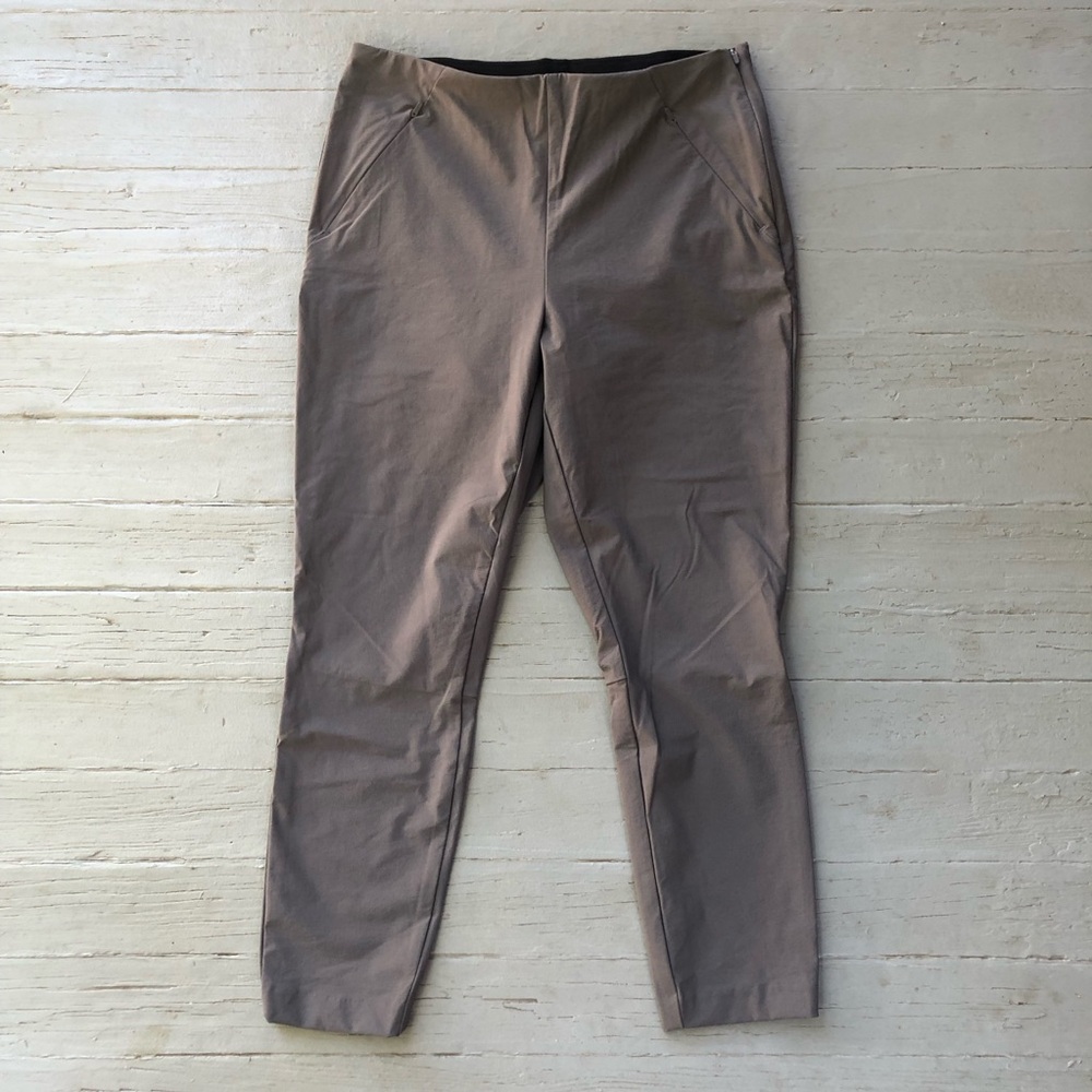 Duluth Trading Co Flexellent Pants Size 10P Gray Skinny Ankle Nylon Stretch